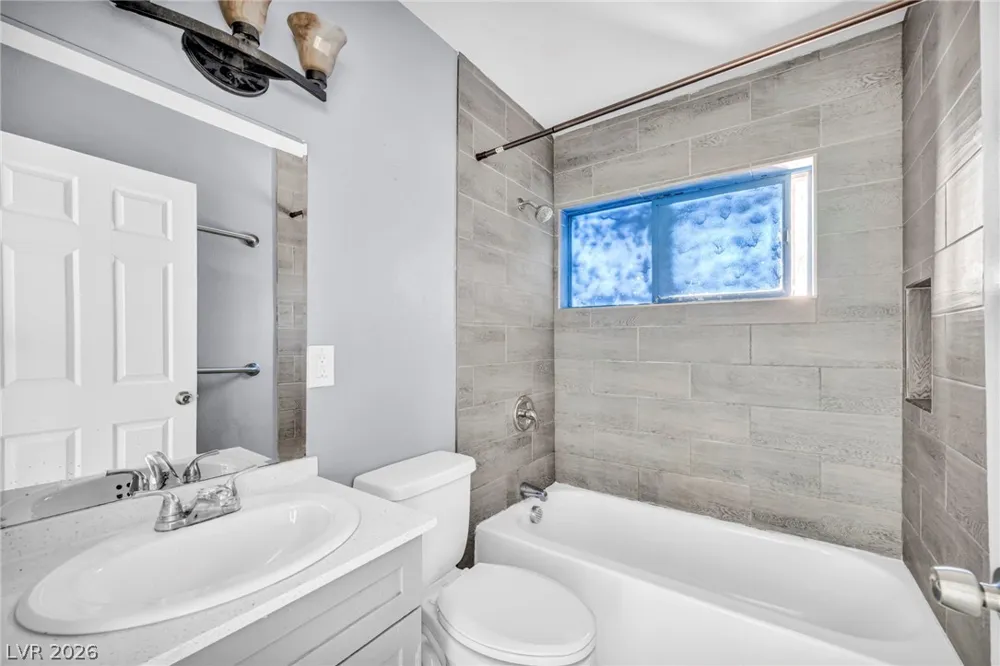 2527 Carroll Street North Las Vegas, NV 89030