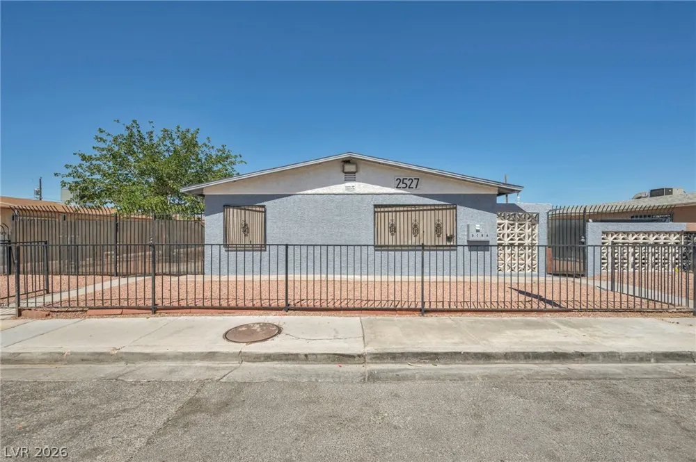 2527 Carroll Street North Las Vegas, NV 89030