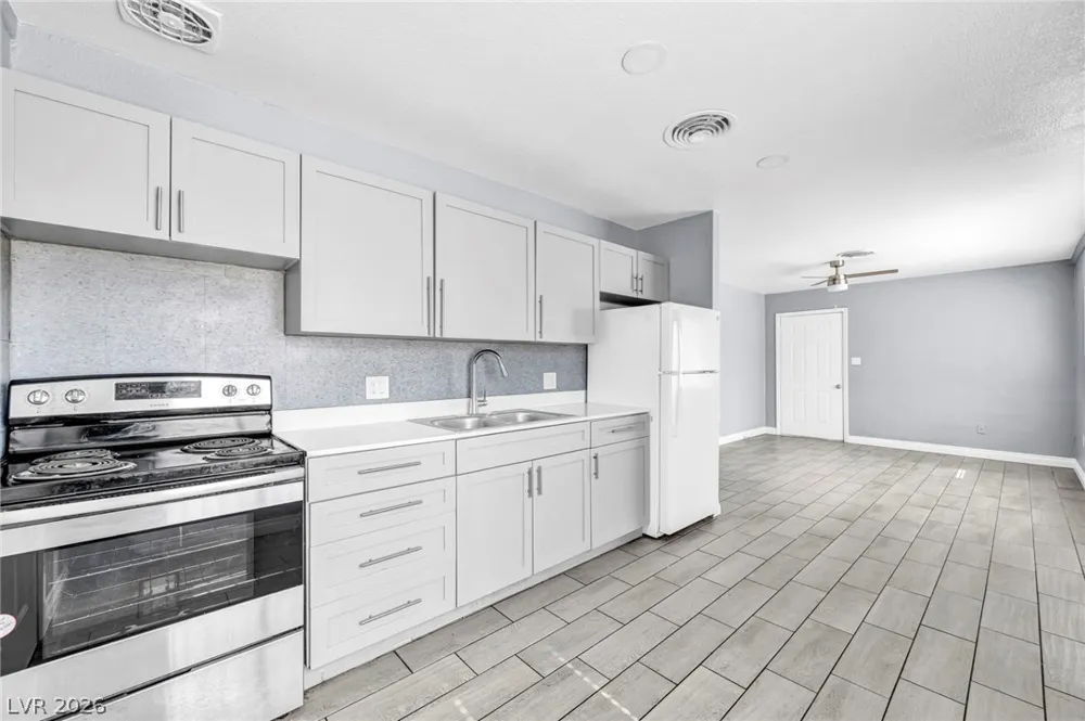 2527 Carroll Street North Las Vegas, NV 89030