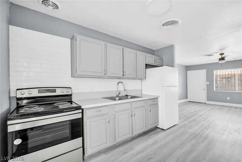 2527 Carroll Street North Las Vegas, NV 89030