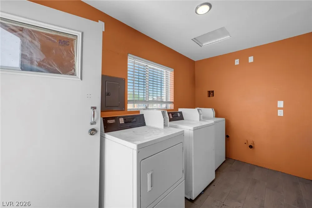 2527 Carroll Street North Las Vegas, NV 89030