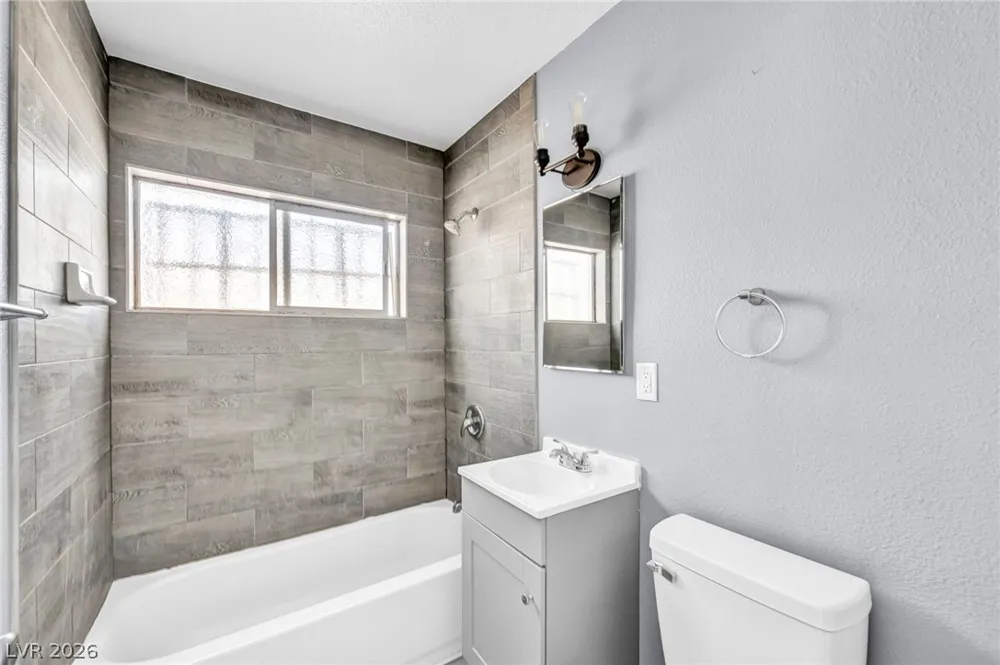 2527 Carroll Street North Las Vegas, NV 89030