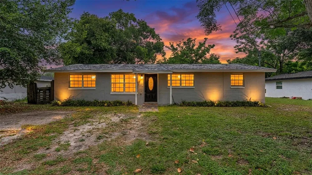 217 4TH JPV STREET Winter Haven, FL 33880