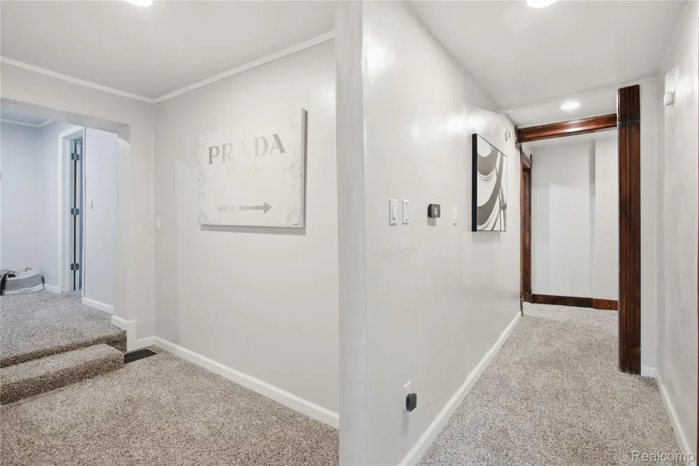 213 MAPLE STREET Ypsilanti City, MI 48198