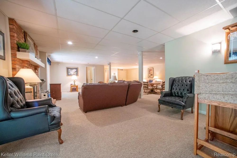 1447 Oakstone Drive Rochester Hills City, MI 48309