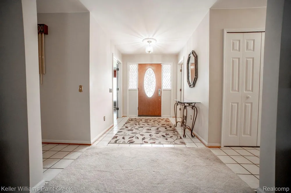 1447 Oakstone Drive Rochester Hills City, MI 48309