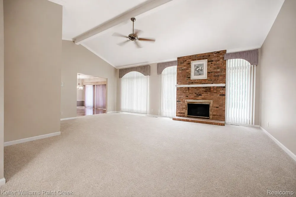 1447 Oakstone Drive Rochester Hills City, MI 48309