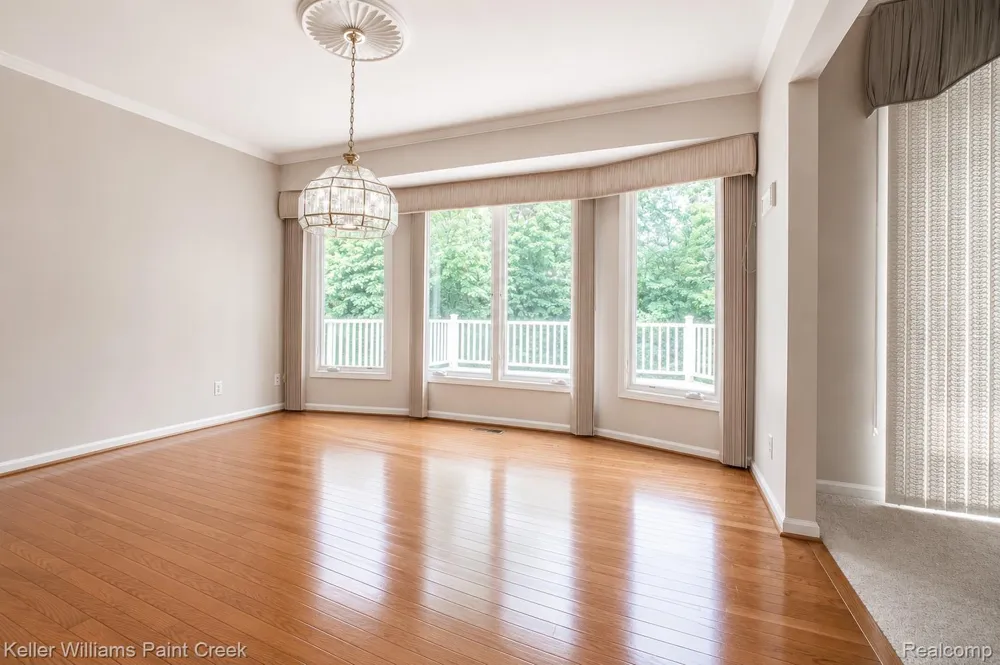 1447 Oakstone Drive Rochester Hills City, MI 48309