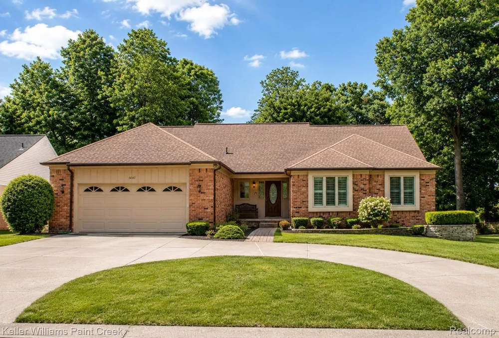 1447 Oakstone Drive Rochester Hills City, MI 48309
