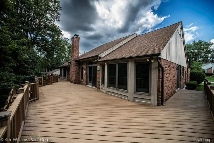 1447 Oakstone Drive Rochester Hills City, MI 48309