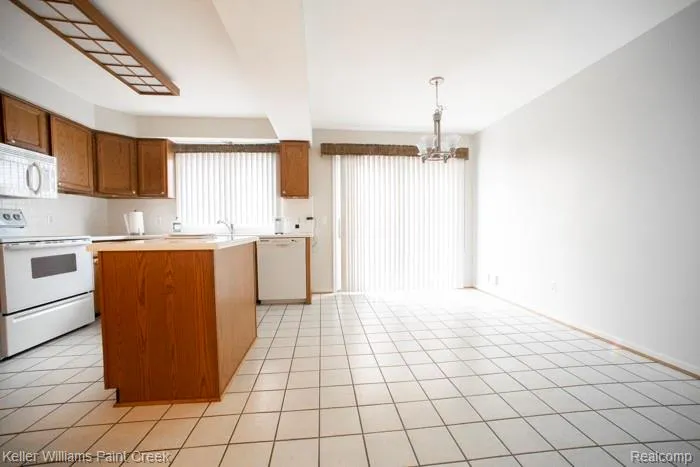1447 Oakstone Drive Rochester Hills City, MI 48309
