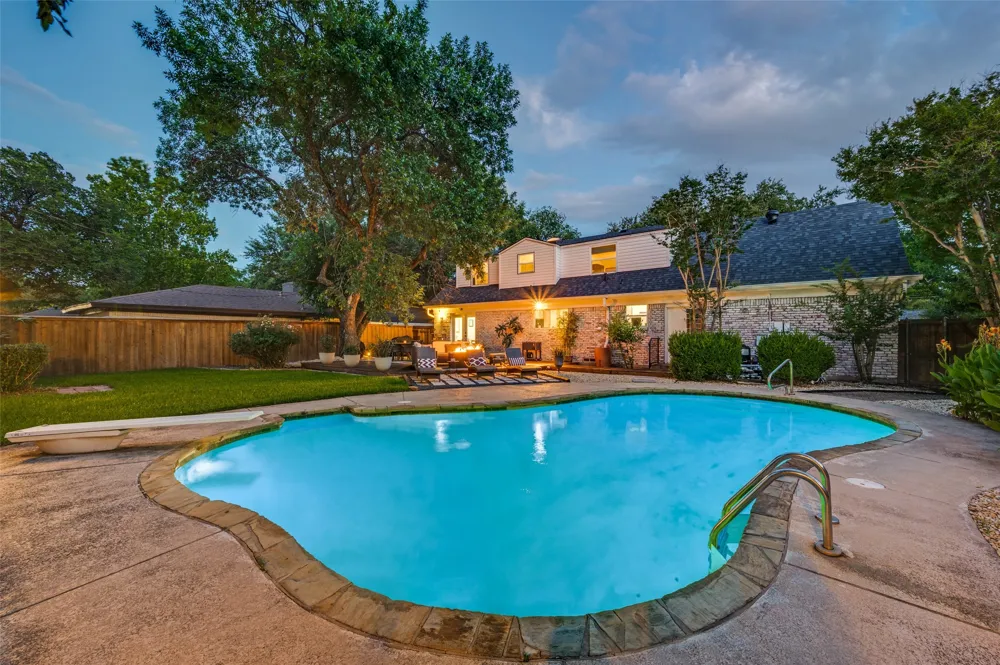 2969 Selma Lane Farmers Branch, TX 75234