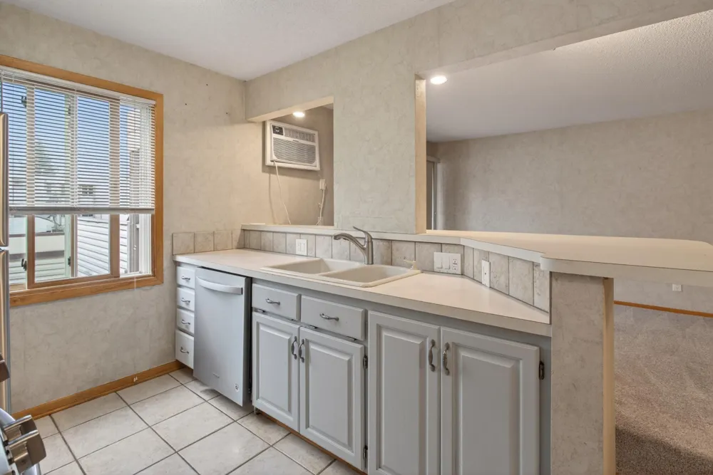 10720 Rockford Road #205 Plymouth, MN 55442