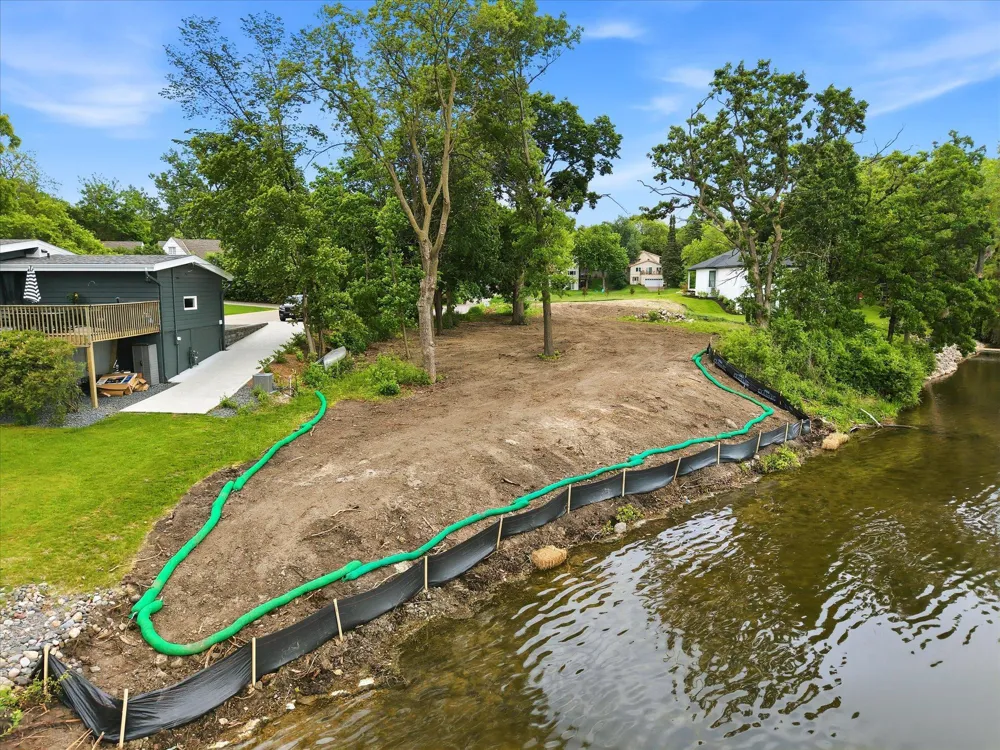1184 Edgewater Avenue Arden Hills, MN 55112