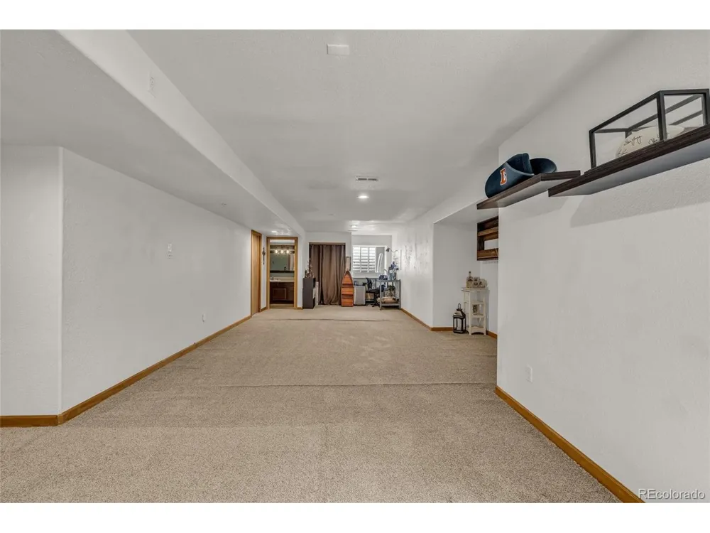 16631 Tree Haven Street Hudson, CO 80642