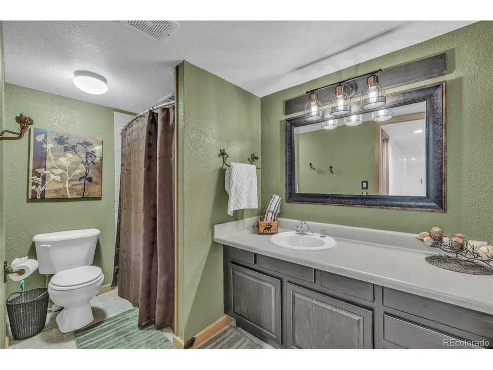 16631 Tree Haven Street Hudson, CO 80642