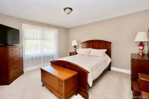 15 Christina Way Milton, NY 12547