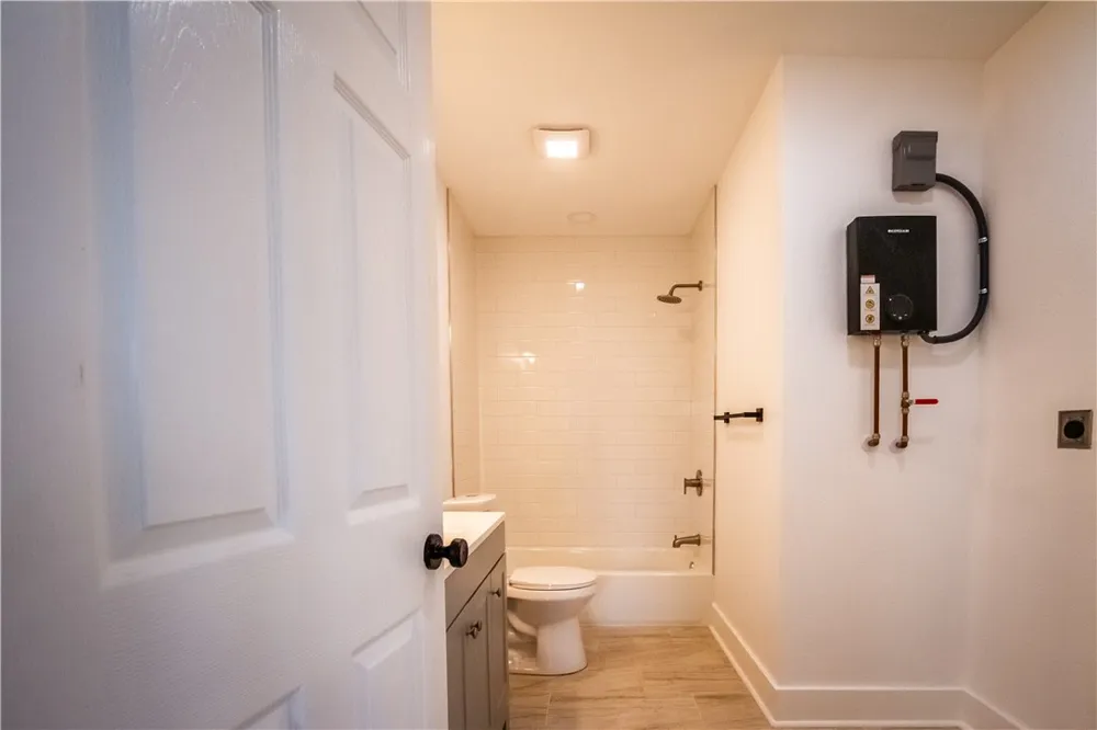413 South San Patricio Sinton, TX 78387