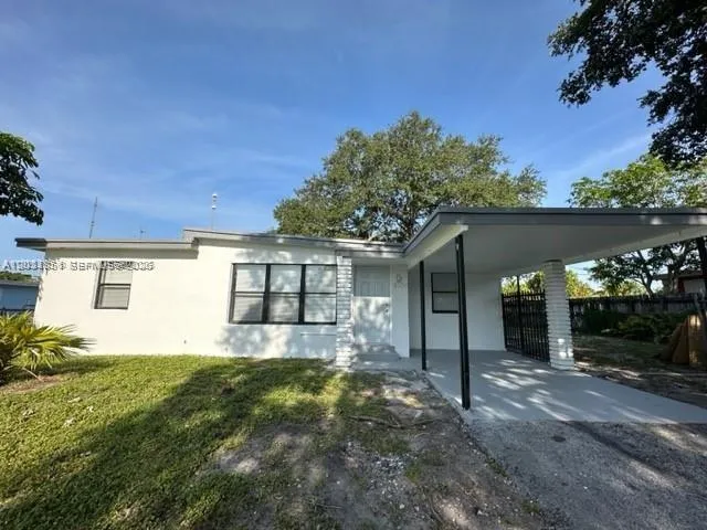 3904 SW 58th Ave West Park, FL 33023