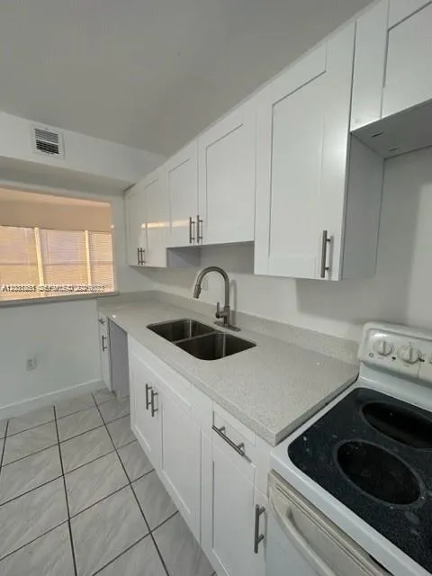 3904 SW 58th Ave West Park, FL 33023