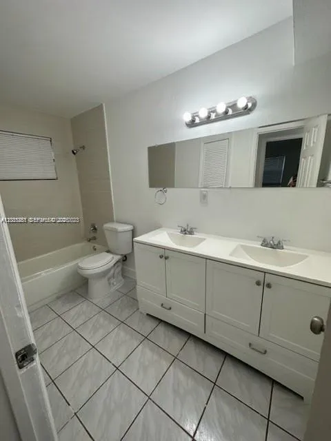3904 SW 58th Ave West Park, FL 33023