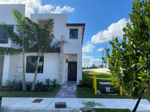 21466 NE 3 Place