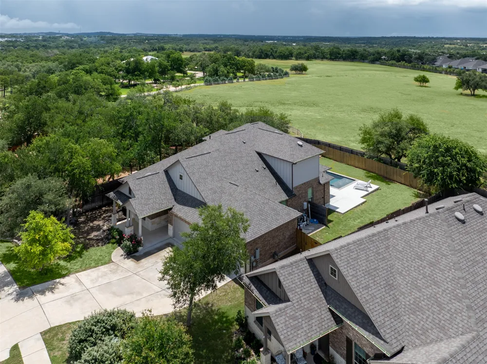 689 Pink Granite Boulevard Dripping Springs, TX 78620