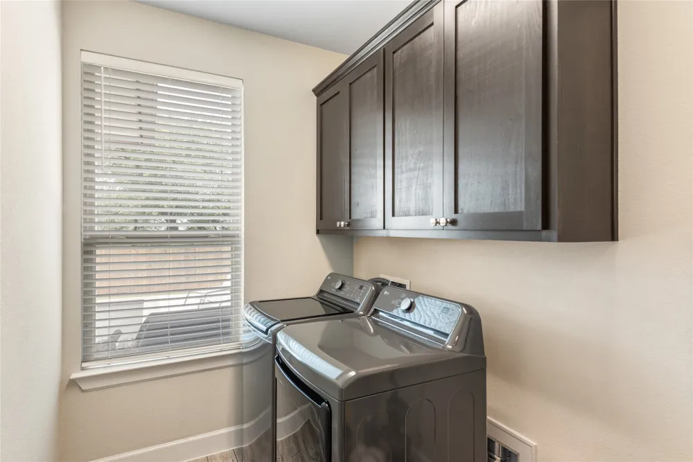 689 Pink Granite Boulevard Dripping Springs, TX 78620