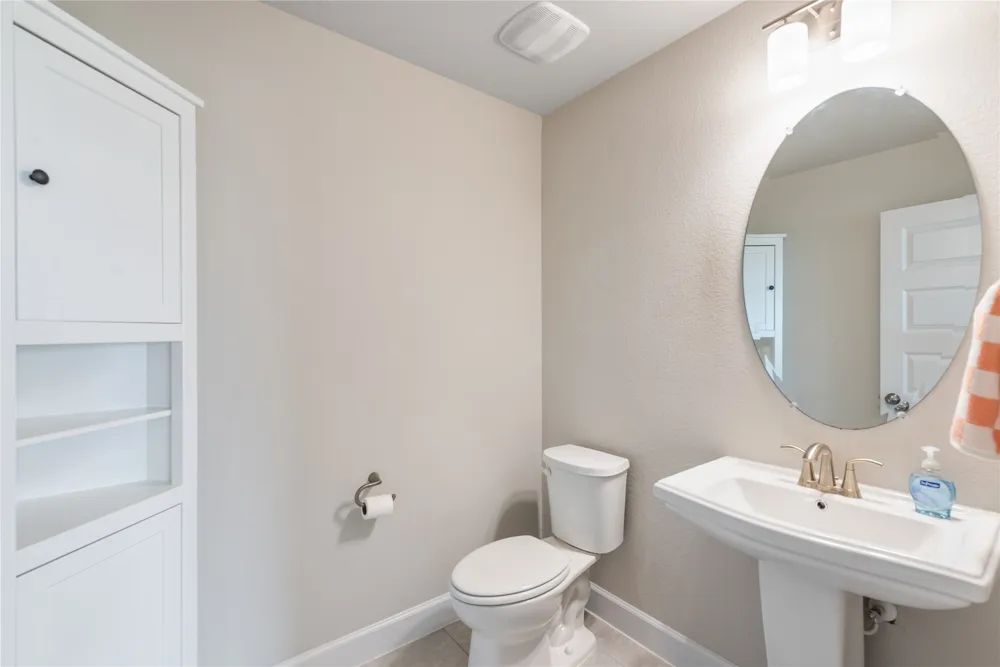 689 Pink Granite Boulevard Dripping Springs, TX 78620