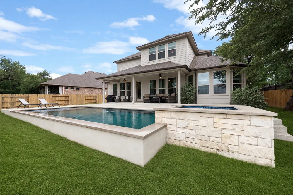 689 Pink Granite Boulevard Dripping Springs, TX 78620