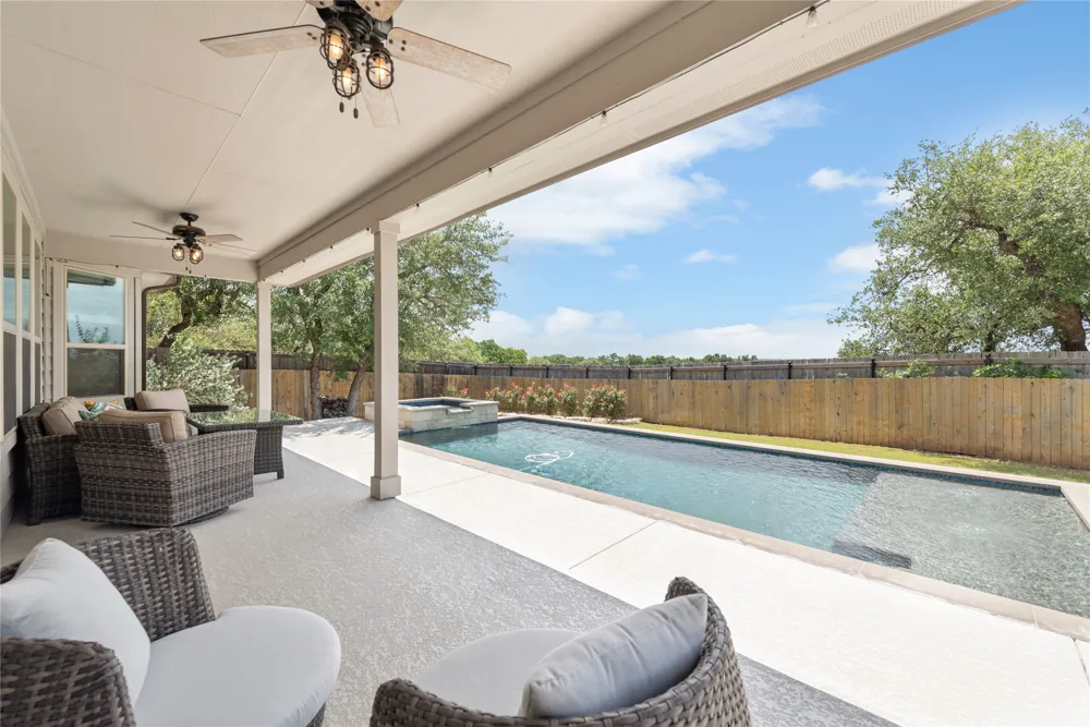 689 Pink Granite Boulevard Dripping Springs, TX 78620