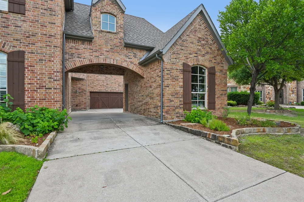 985 Shaddock Park Lane Allen, TX 75013