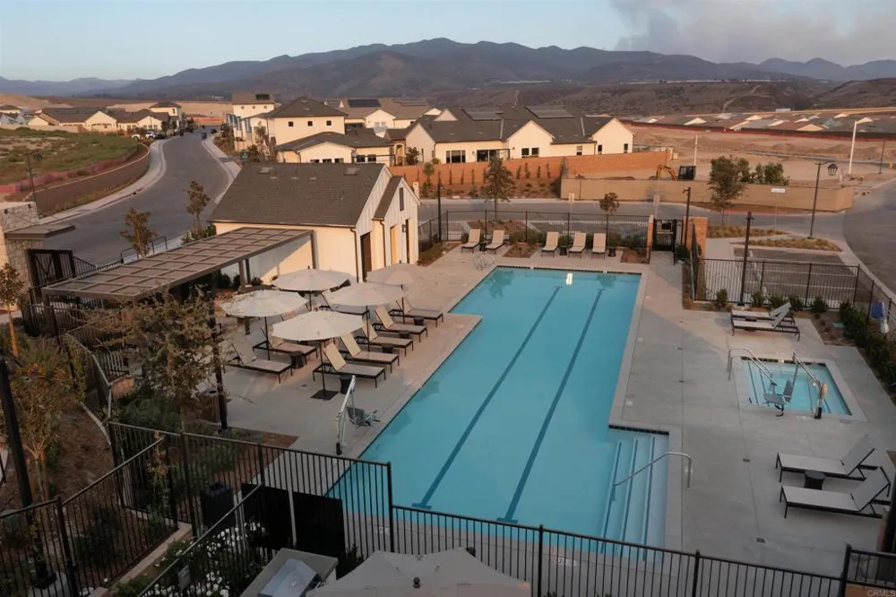 1753 Camino Strava #1 Chula Vista, CA 91913