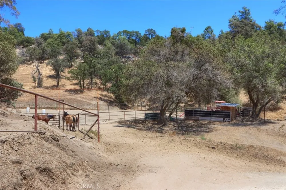 32791 Road 416 Coarsegold, CA 93614