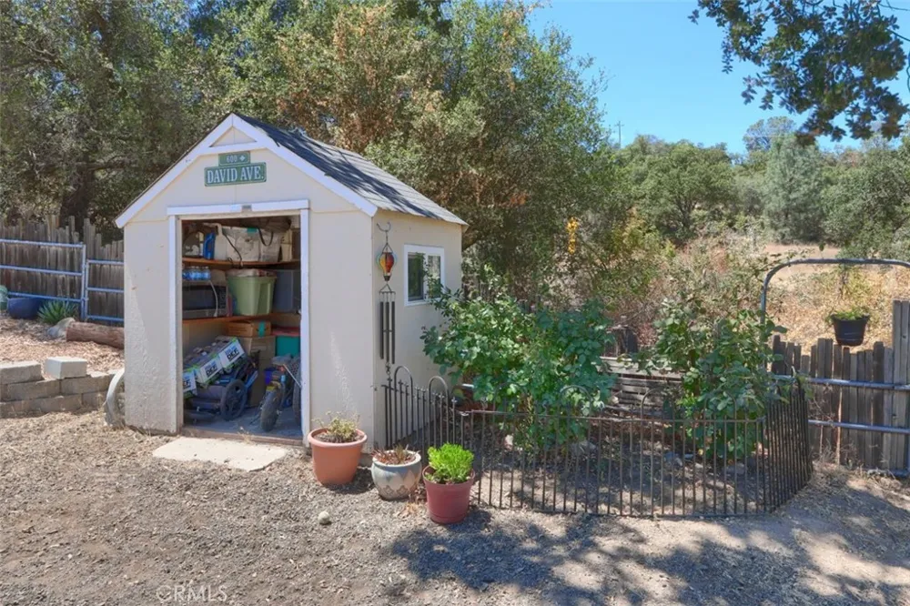 32791 Road 416 Coarsegold, CA 93614