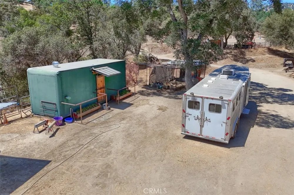 32791 Road 416 Coarsegold, CA 93614