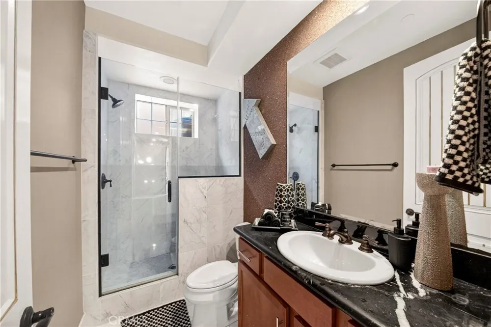 2117 Clark Lane #B Redondo Beach, CA 90278