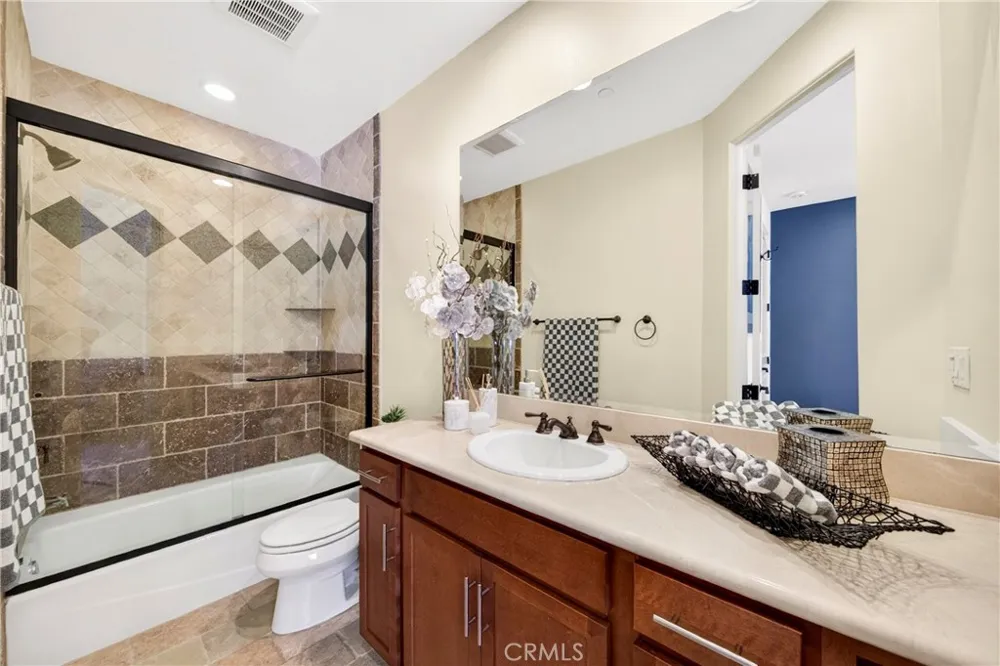 2117 Clark Lane #B Redondo Beach, CA 90278