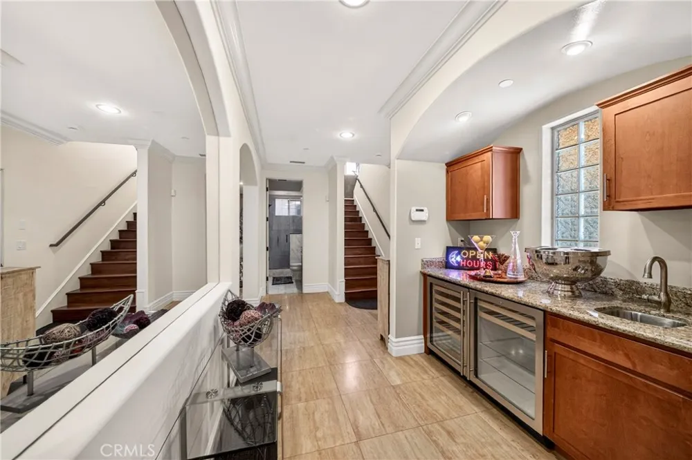 2117 Clark Lane #B Redondo Beach, CA 90278