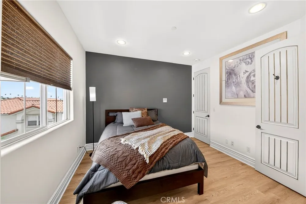 2117 Clark Lane #B Redondo Beach, CA 90278