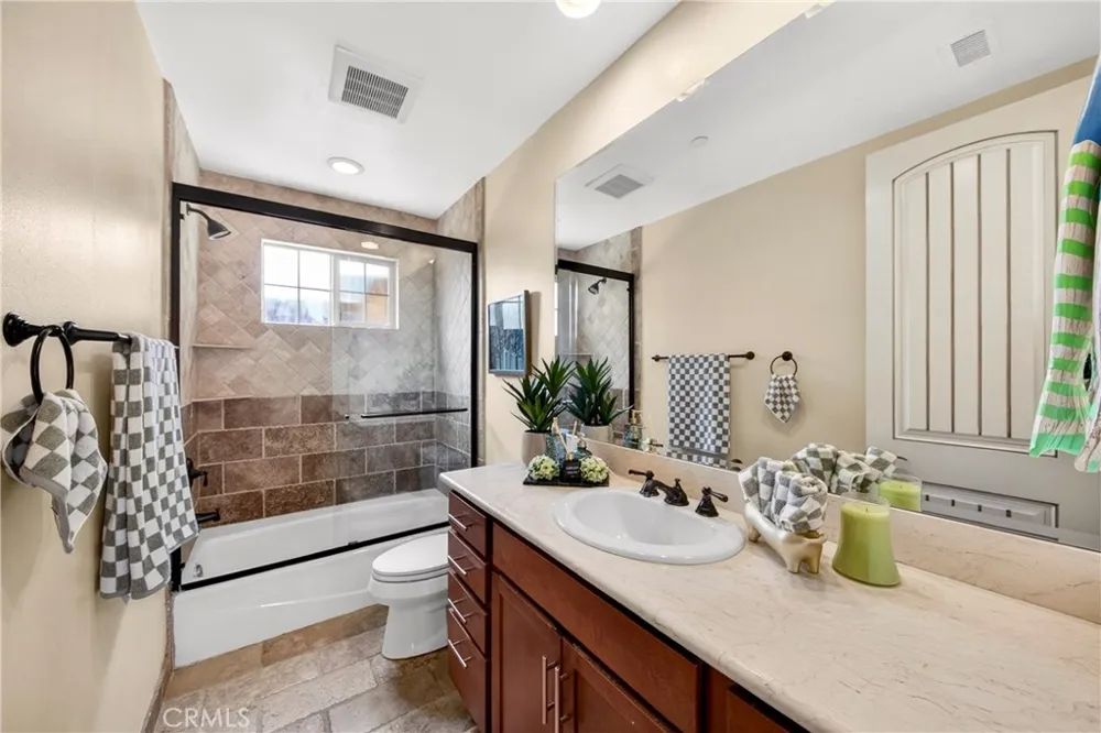2117 Clark Lane #B Redondo Beach, CA 90278