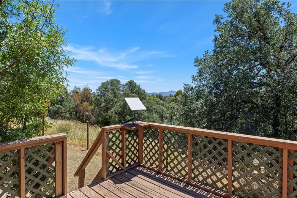 1239 Boggs Lane Lakeport, CA 95453