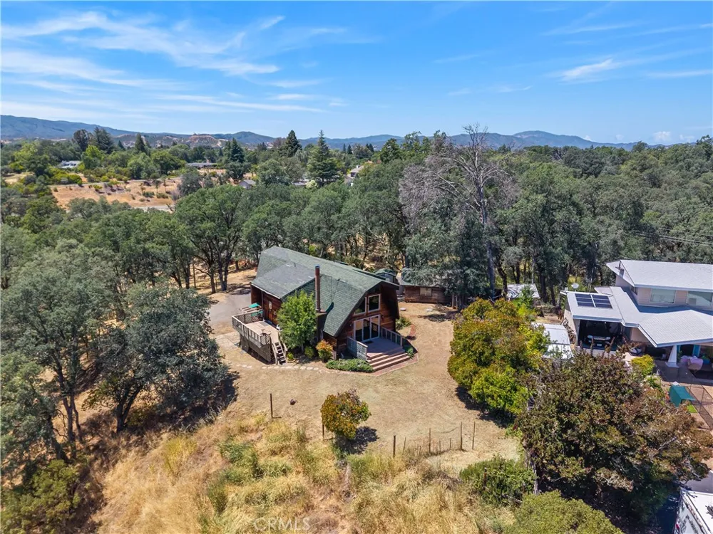 1239 Boggs Lane Lakeport, CA 95453