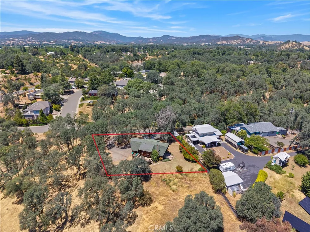 1239 Boggs Lane Lakeport, CA 95453