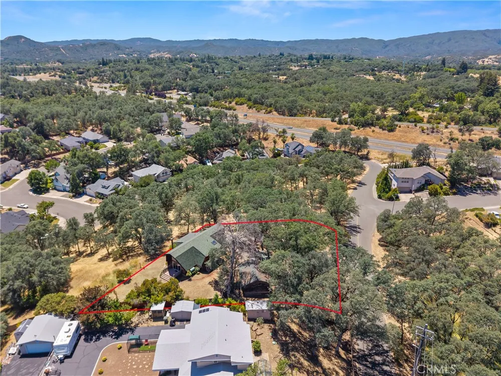 1239 Boggs Lane Lakeport, CA 95453