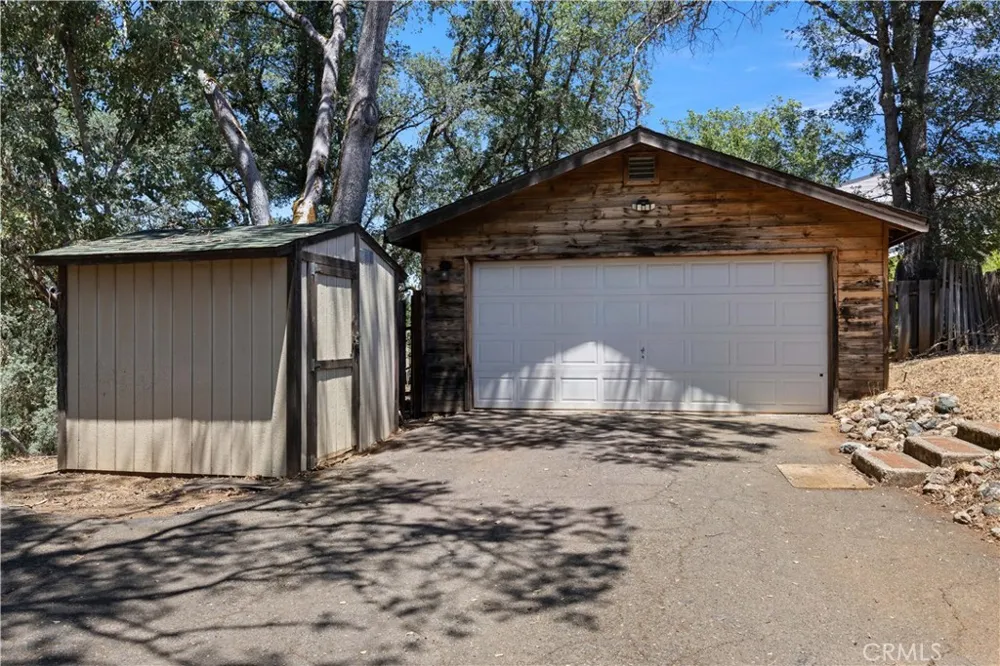1239 Boggs Lane Lakeport, CA 95453