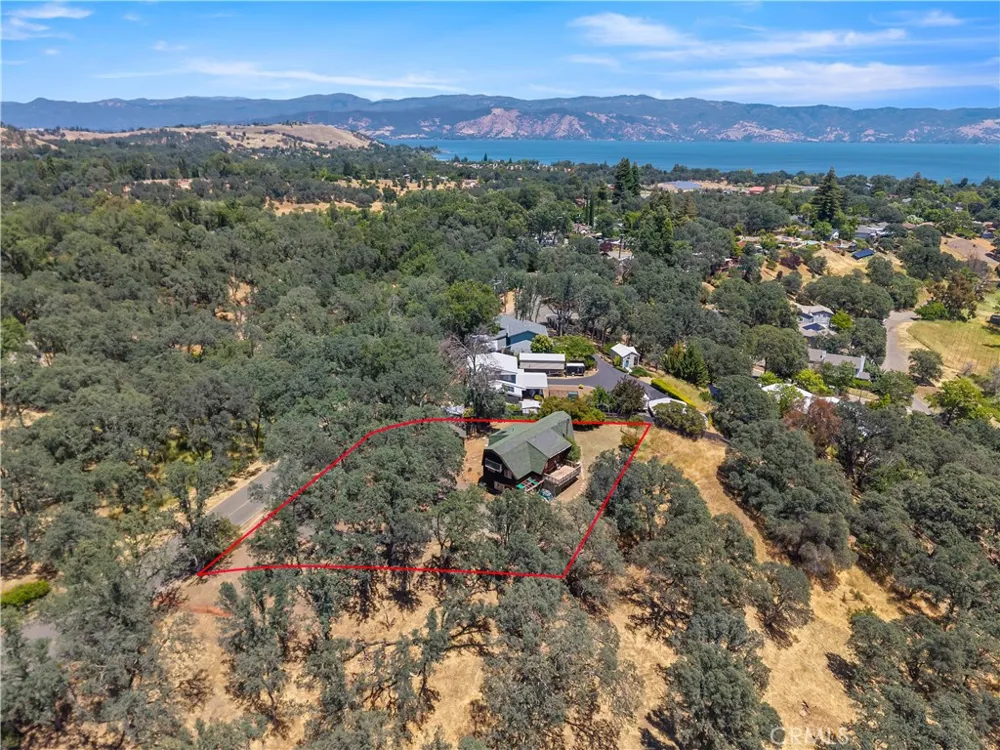 1239 Boggs Lane Lakeport, CA 95453