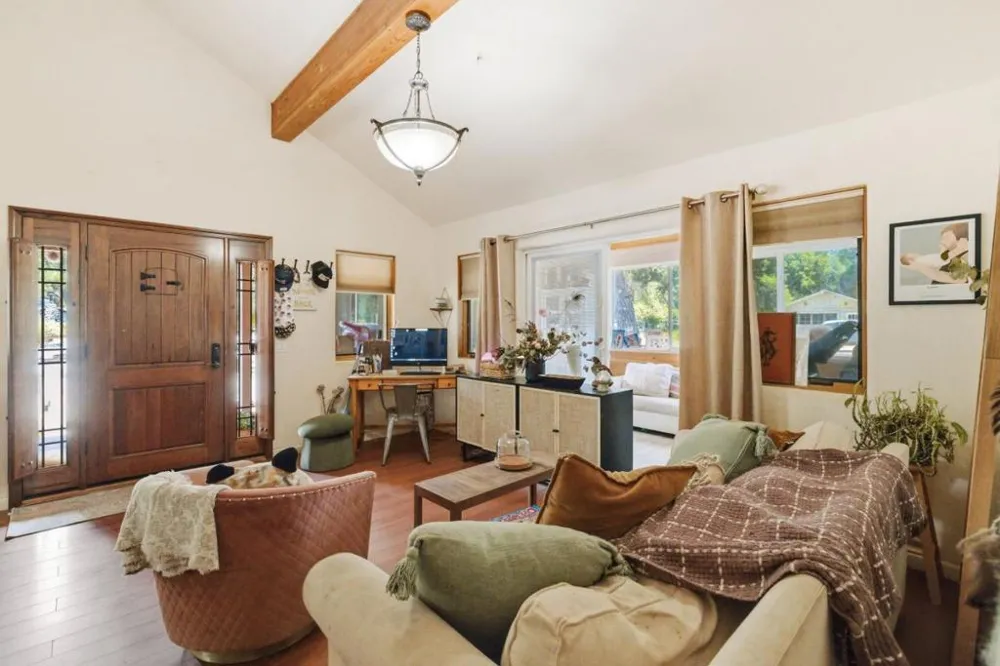 37140 Nason Road Carmel Valley, CA 93924