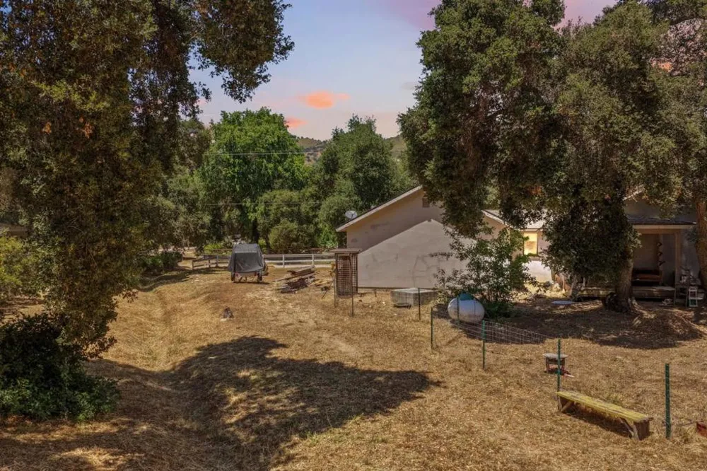 37140 Nason Road Carmel Valley, CA 93924