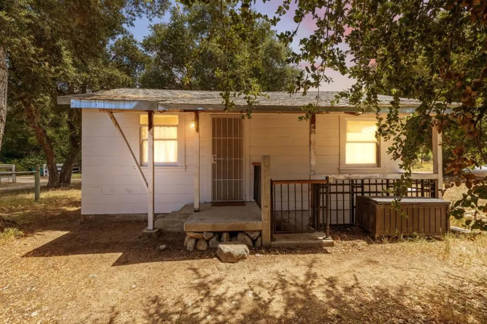 37140 Nason Road Carmel Valley, CA 93924